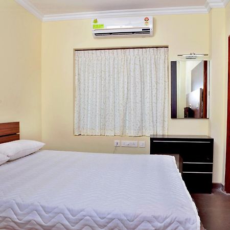 French Avenue Hotel Mahe Exterior foto