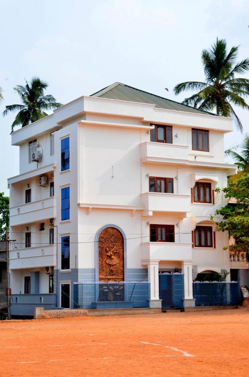 French Avenue Hotel Mahe Exterior foto